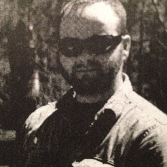 Meet your Posher, Chris - Picture 1 of 1